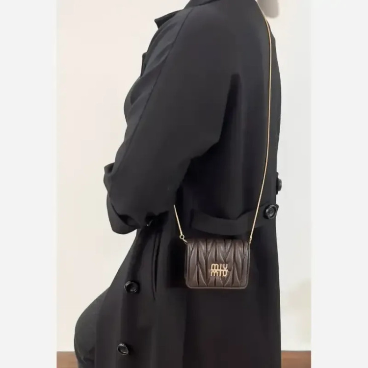 کیف مینی زنانه چرم لباسی خارجی بند زنجیری