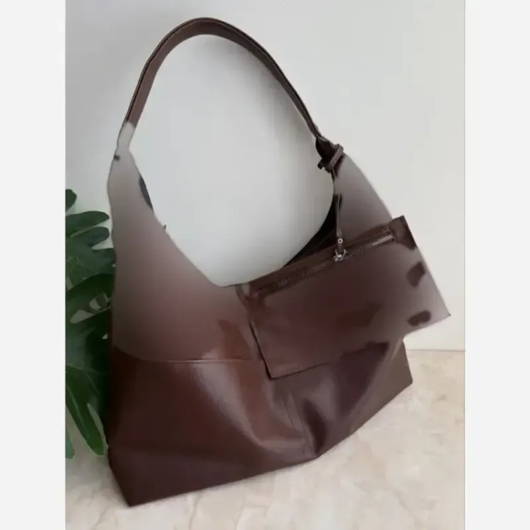 کیف زنانه دو جیب جلو شرانگ وارداتی رنگ مشکی و شکلاتی